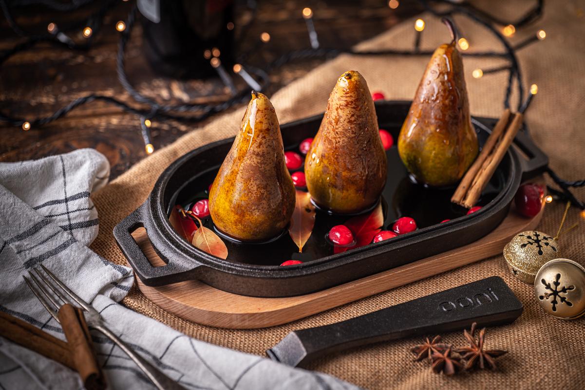 Baked Pears in Mulled Wine Recipe — Ooni Europe