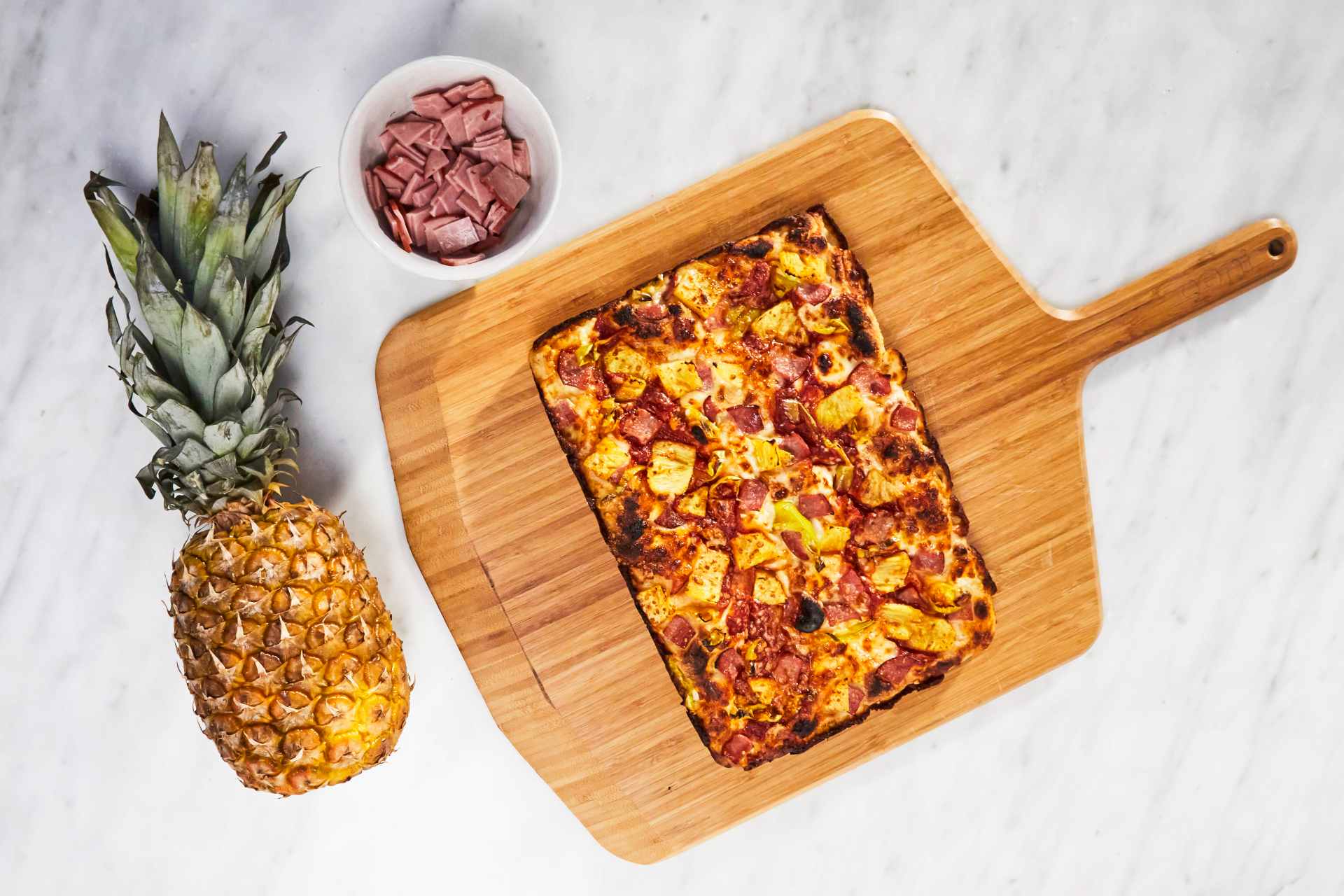 Detroit-style Hawaiian Pizza with Banana Peppers — Ooni Europe