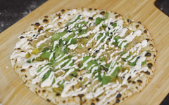 Pickled Jalapeño, Caramelised Onion & Garlic Cashew Cream Pizza