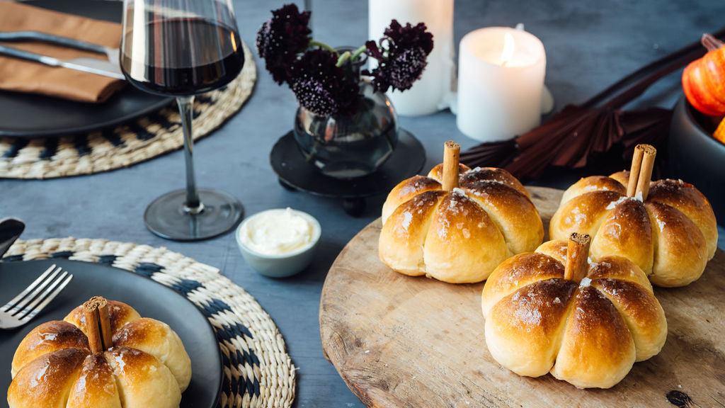 Pumpkin-shaped Dinner Rolls Recipe — Ooni Europe