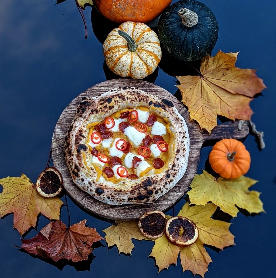 Pumpkin, Spice, and Everything Nice Pizza Recipe — Ooni Europe