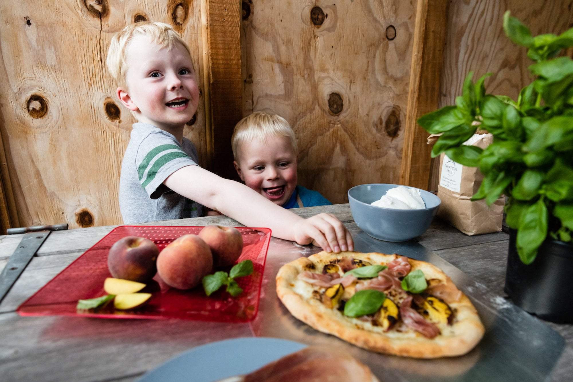 Peach, Prosciutto & Basil Pizza Recipe — Ooni Europe