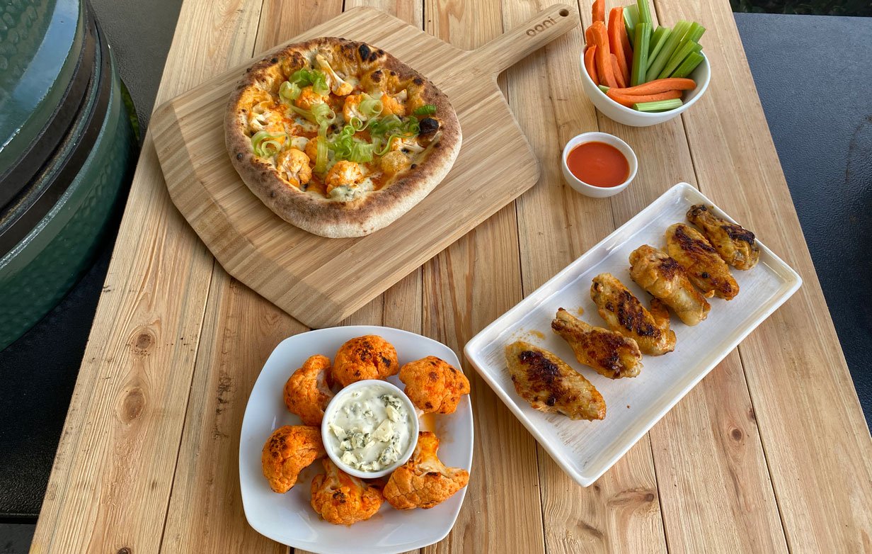 Sous Vide Flame Cooked Buffalo Chicken Wings & Buffalo Cauliflower Pizza — Ooni Europe