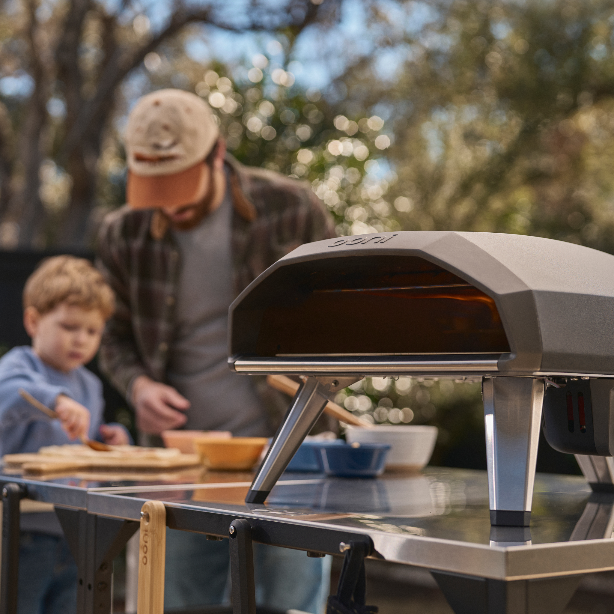 Ooni Koda 2 Gas Powered Pizza Oven with Family
