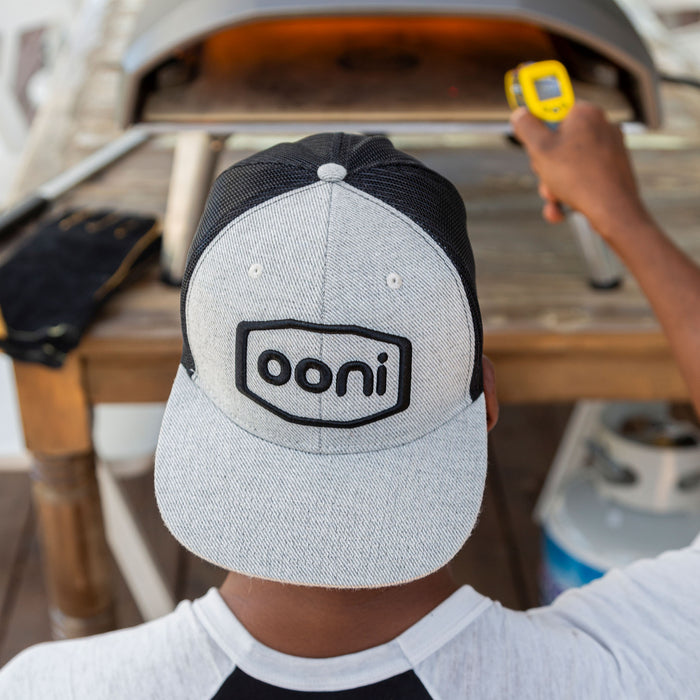 Ooni Badge Mesh Snapback Black Grey 2 | Click this image to open up the product gallery modal. The product gallery modal allows the images to be zoomed in on.